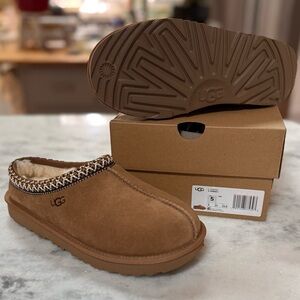 UGG Tasman Slippers
